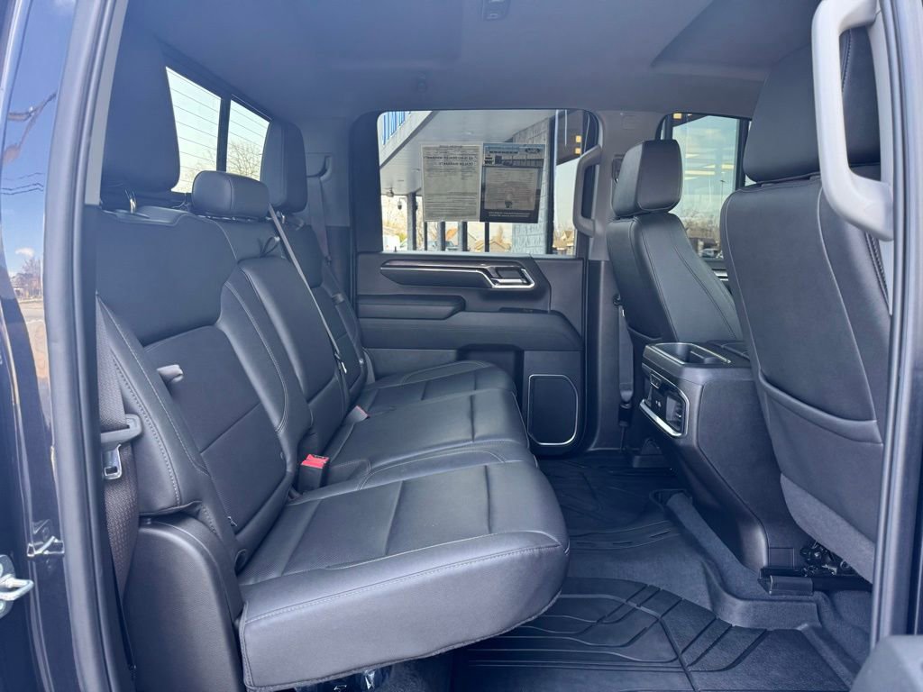 Used 2024 Chevrolet Silverado 3500 LTZ w/ LTZ Convenience Package image 18