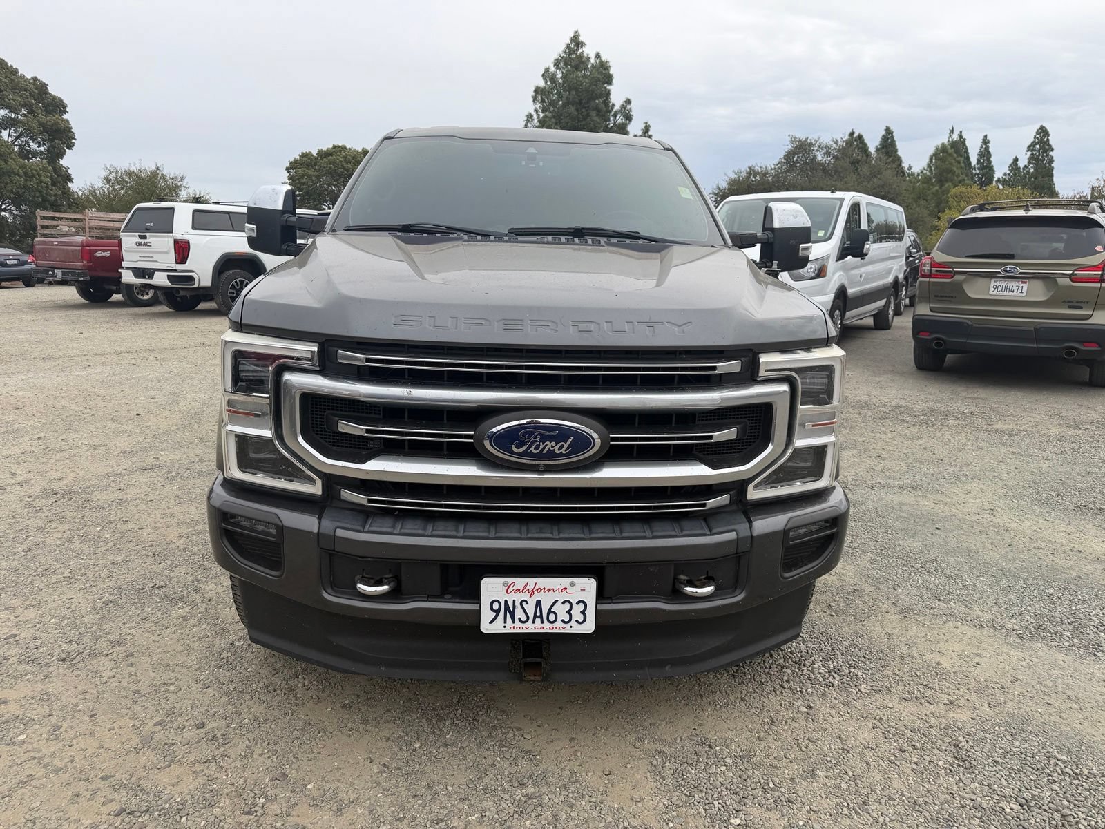 Used 2020 Ford F250 Platinum w/ FX4 Off-Road Package AWD/4WD image 9