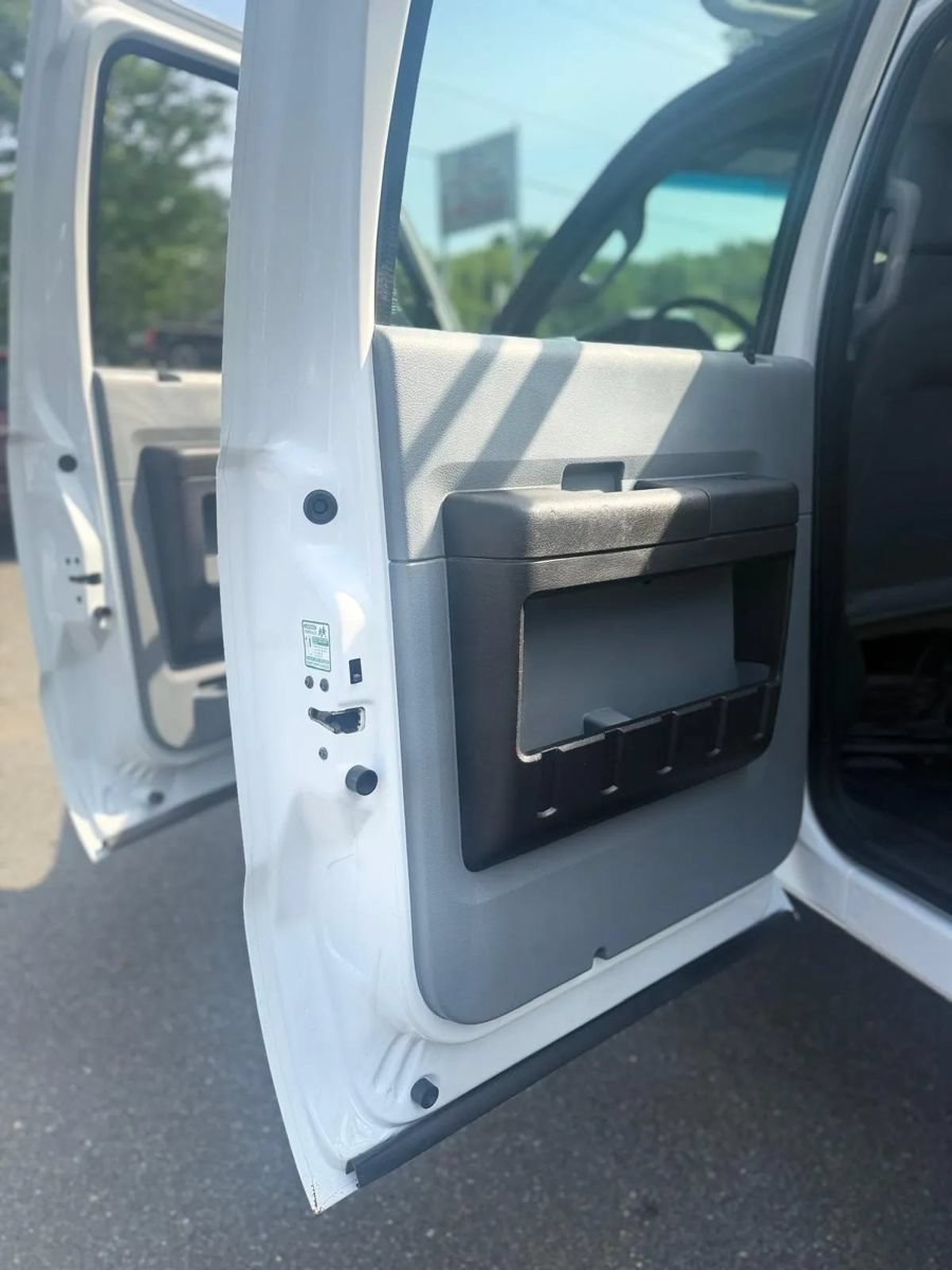 Used 2015 Ford F350 XL w/ Power Equipment Group AWD/4WD image 24