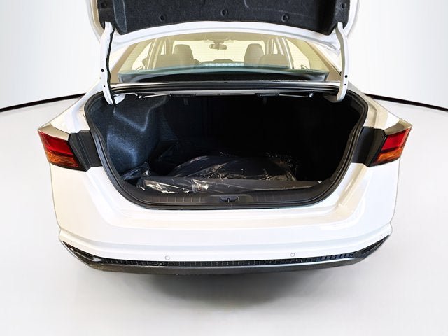 New 2026 Nissan Altima 2.5 SV FWD image 9