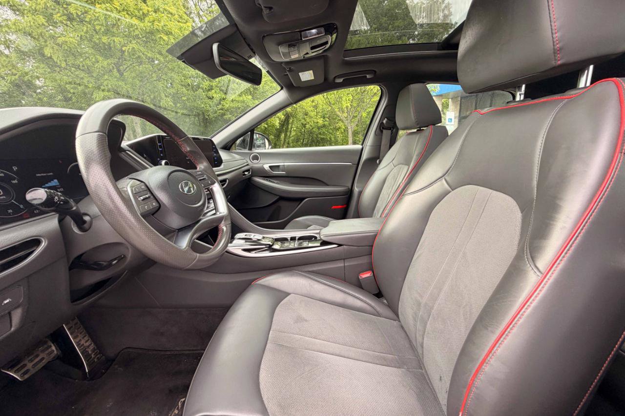 Used 2022 Hyundai Sonata SEL Plus w/ Cargo Package FWD image 13