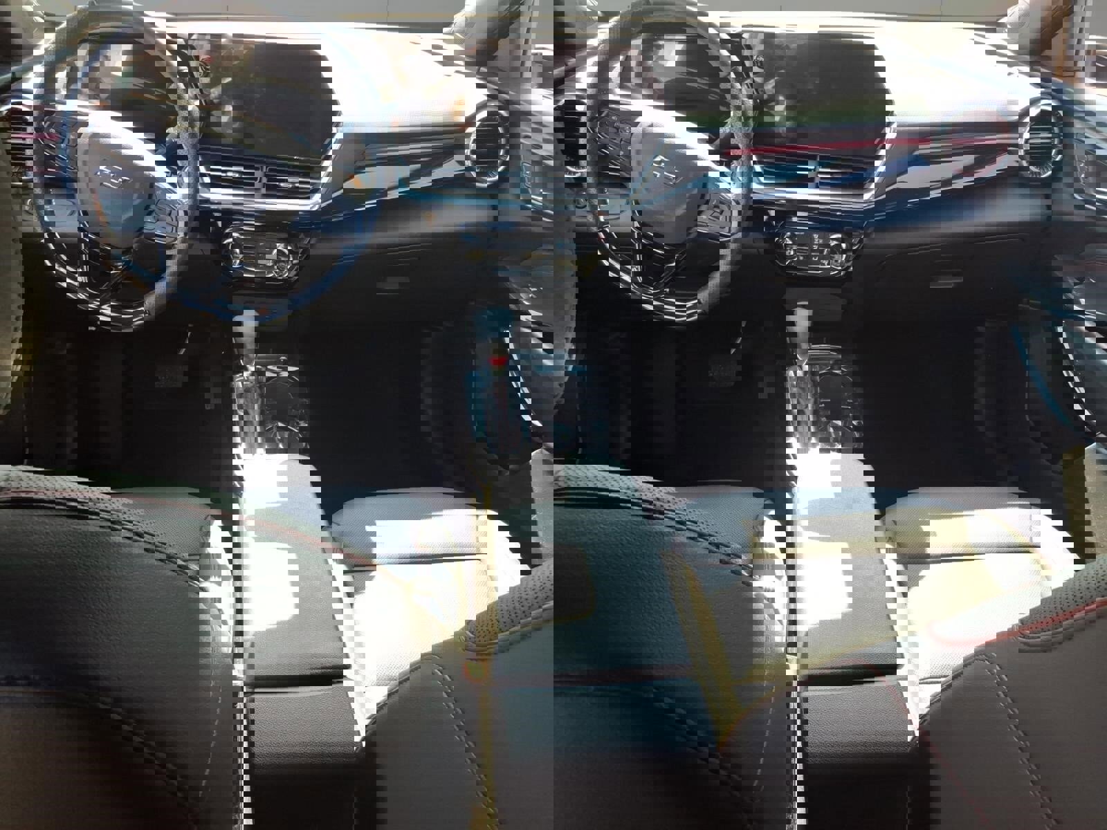 Used 2024 Chevrolet Trax RS w/ Driver Confidence Package image 9