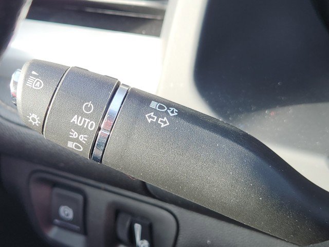 Used 2023 GMC Acadia SLE w/ Driver Convenience Package image 39