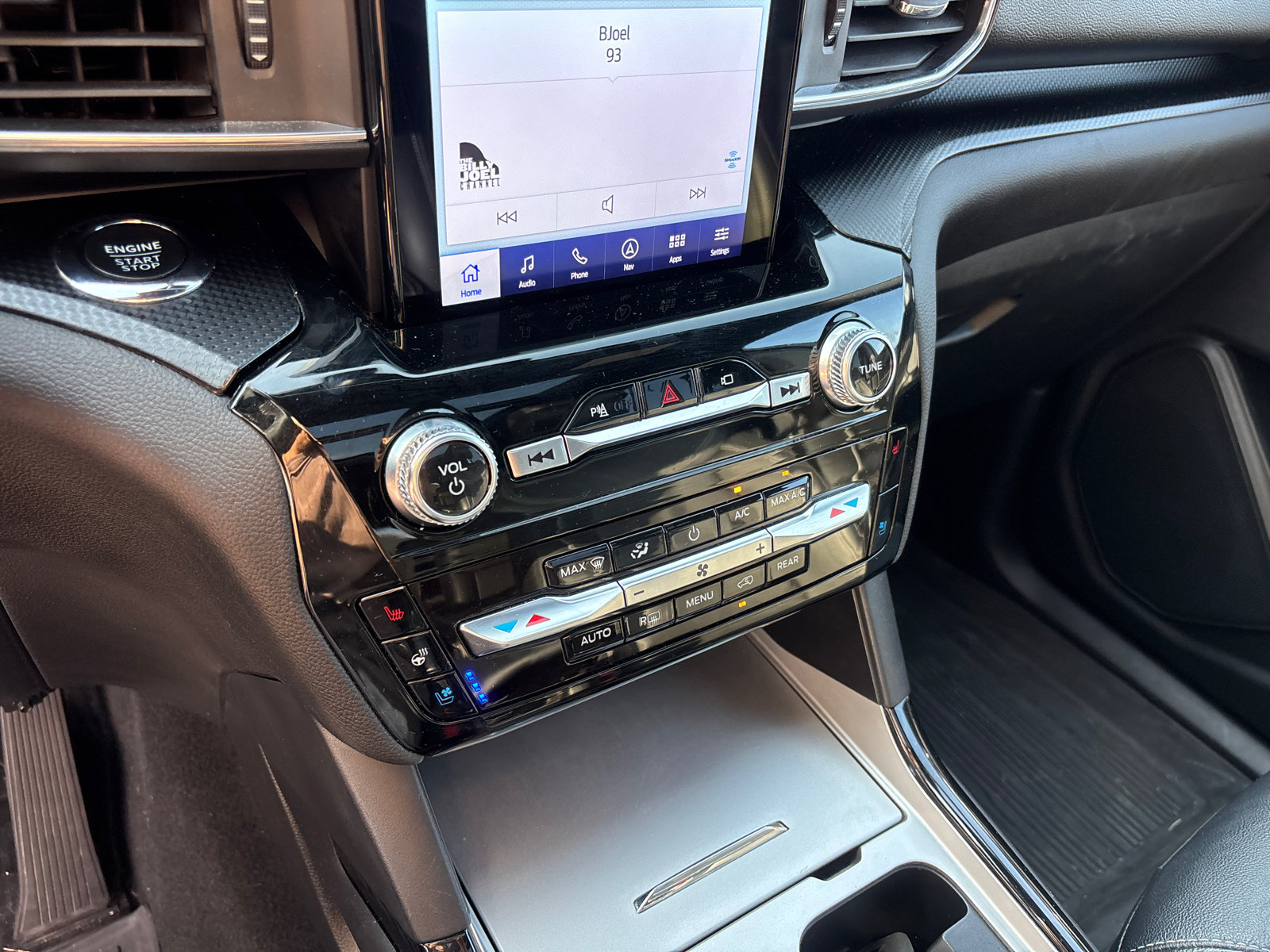 Used 2023 Ford Explorer ST w/ Equipment Group 401A AWD/4WD image 21