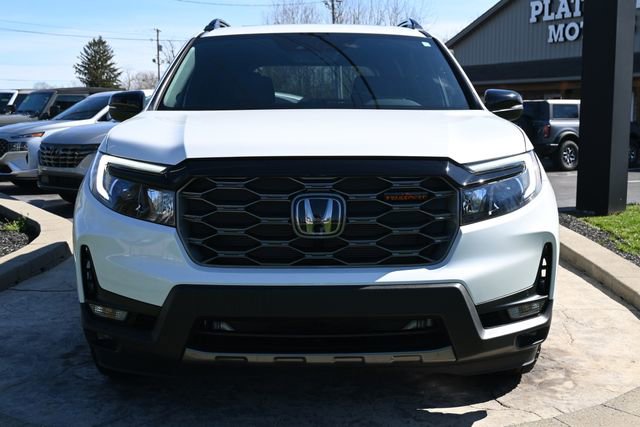Used 2023 Honda Passport TrailSport image 2