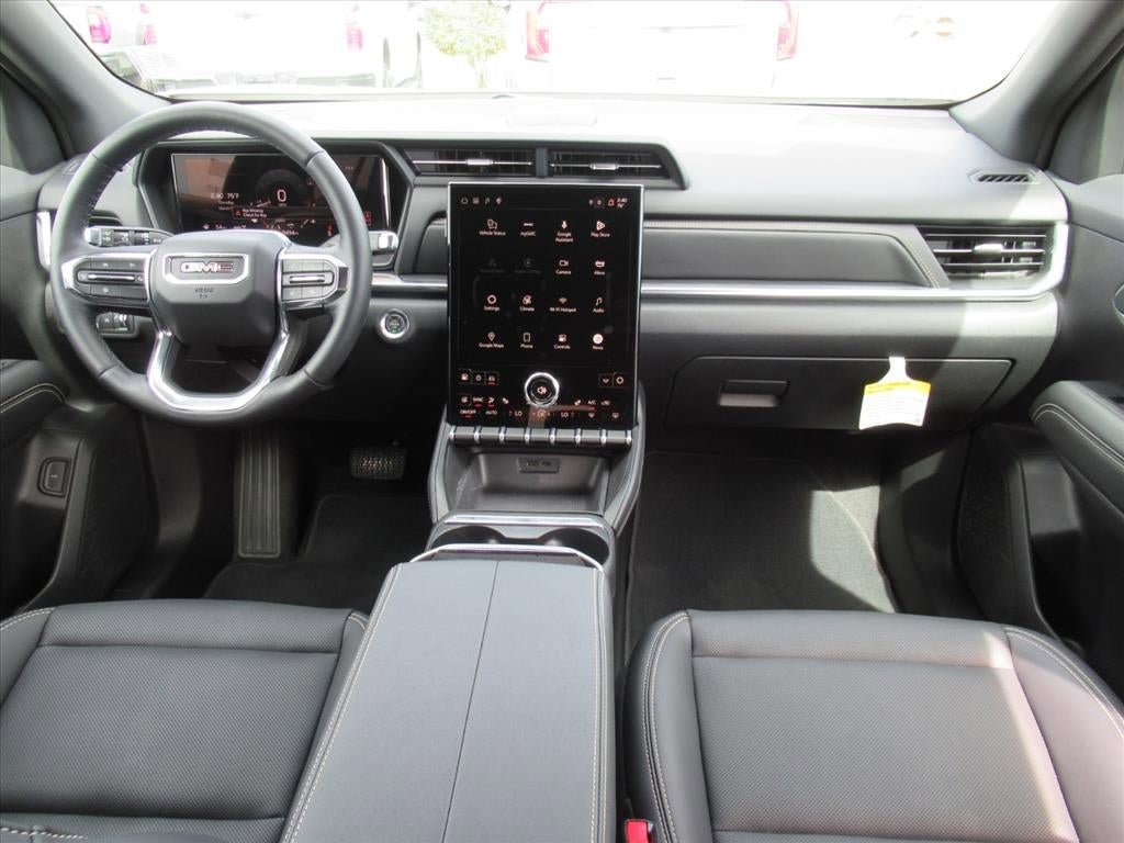 Used 2025 GMC Terrain Elevation w/ Elevation Premium Package AWD/4WD image 11