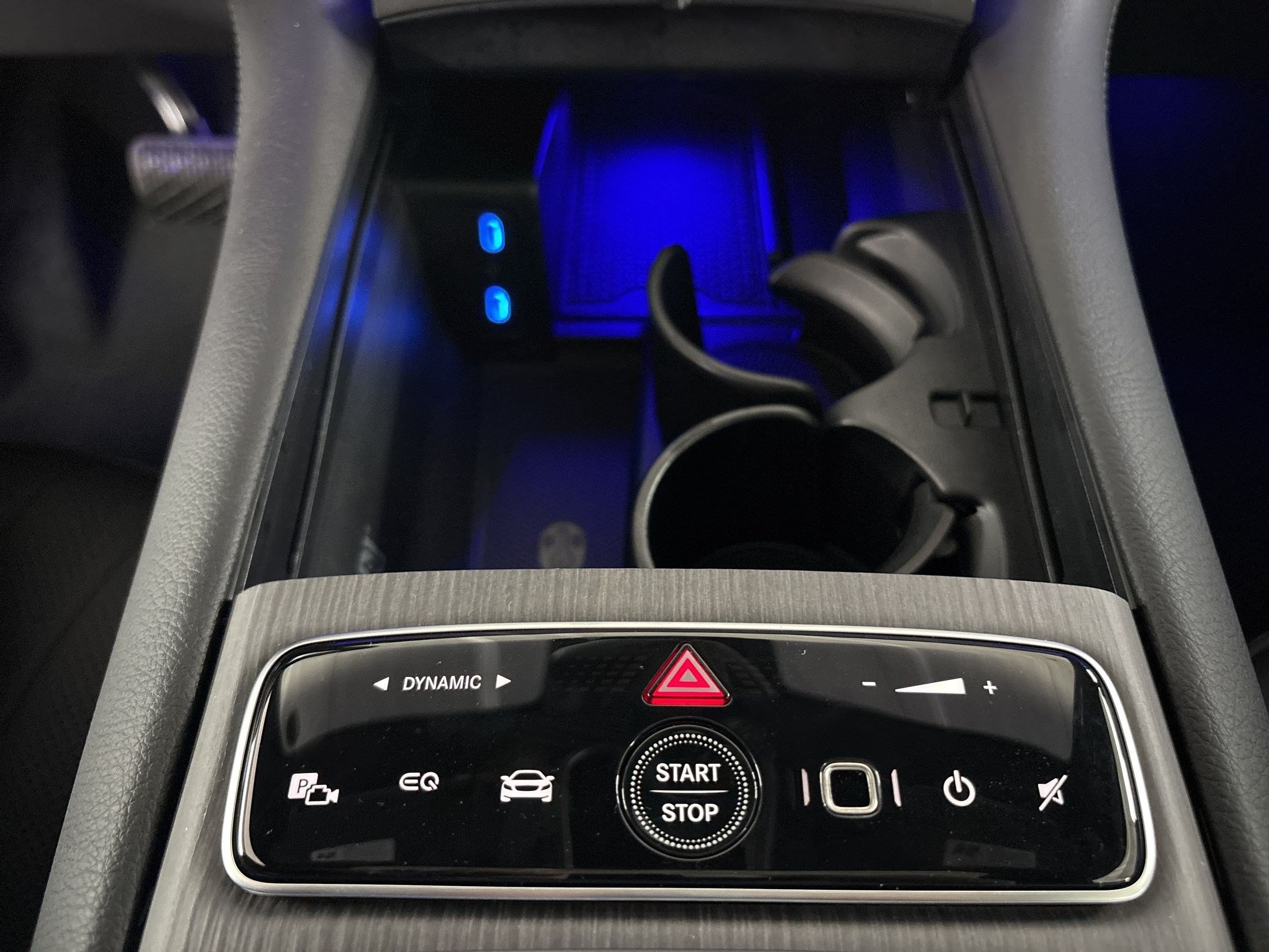 New 2026 Mercedes-Benz EQS 400 4MATIC SUV image 25