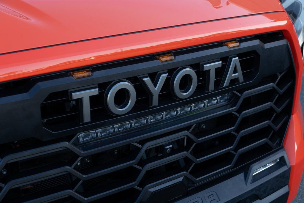 Used 2022 Toyota Tundra TRD Pro AWD/4WD image 8