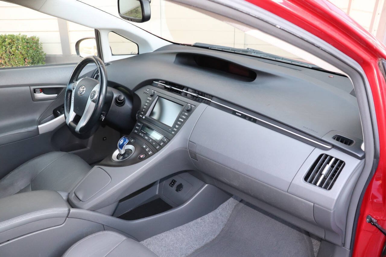 Used 2010 Toyota Prius Four w/ Navigation Pkg FWD image 15