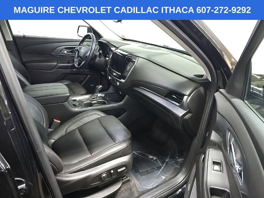 Used 2019 Chevrolet Traverse Premier w/ Redline Edition AWD/4WD image 16