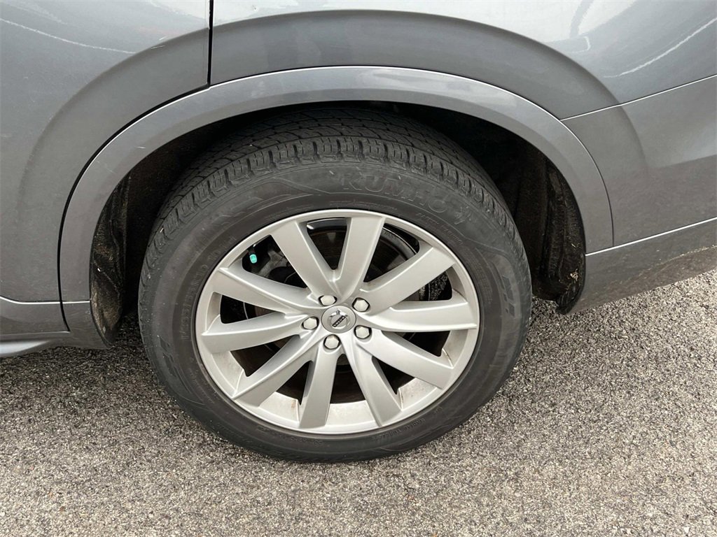 Used 2016 Volvo XC90 T6 Momentum w/ Momentum Plus Package image 11