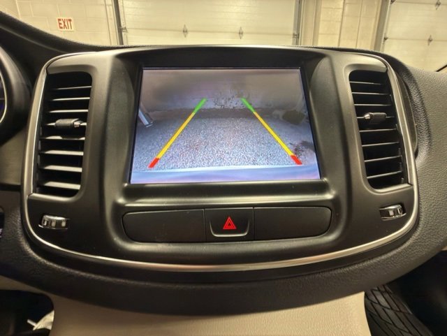 Used 2017 Chrysler 200 Limited Platinum w/ Comfort & Convenience Group image 16