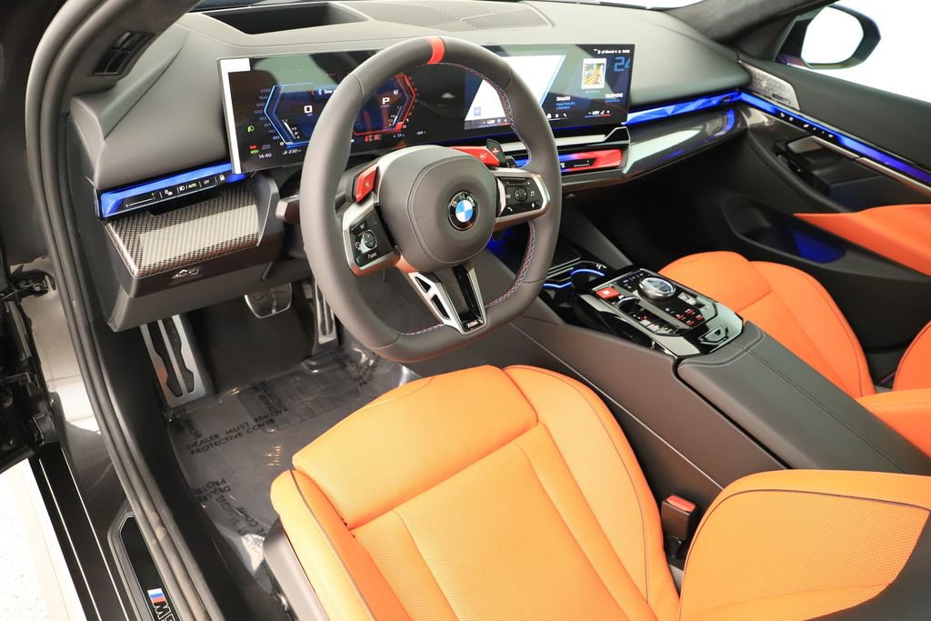 Used 2026 BMW M5 Touring AWD/4WD image 15