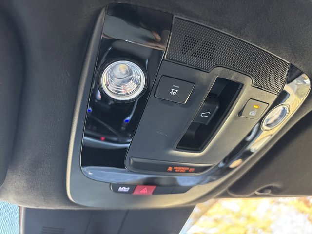 Used 2025 Kia Sorento SX Prestige w/ Olive Brown Leather Package image 44