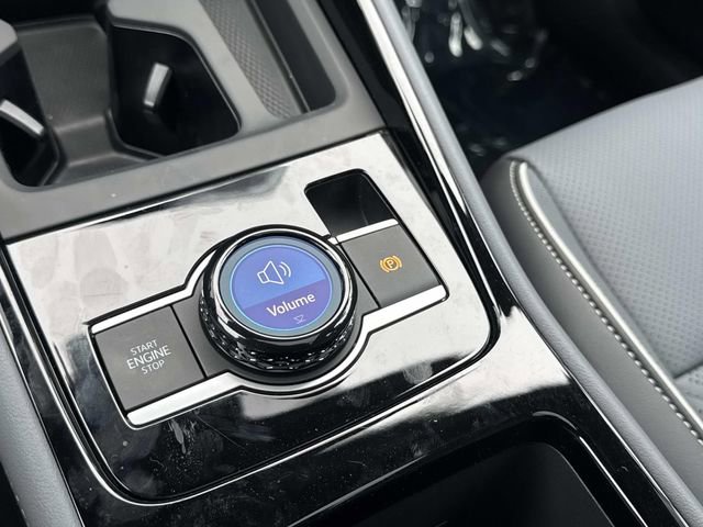 New 2026 Volkswagen Tiguan SEL R-Line AWD/4WD image 24