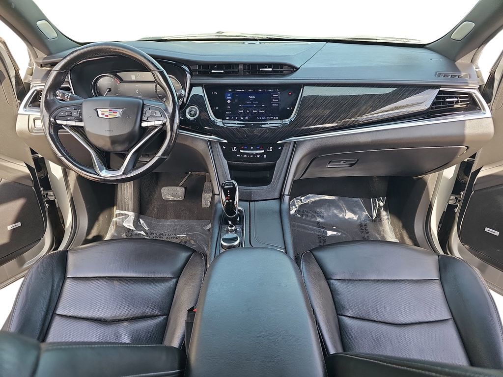 Used 2020 Cadillac XT6 Premium Luxury image 9