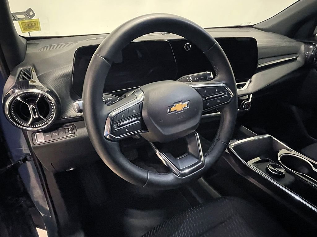 Used 2026 Chevrolet Equinox LT image 20