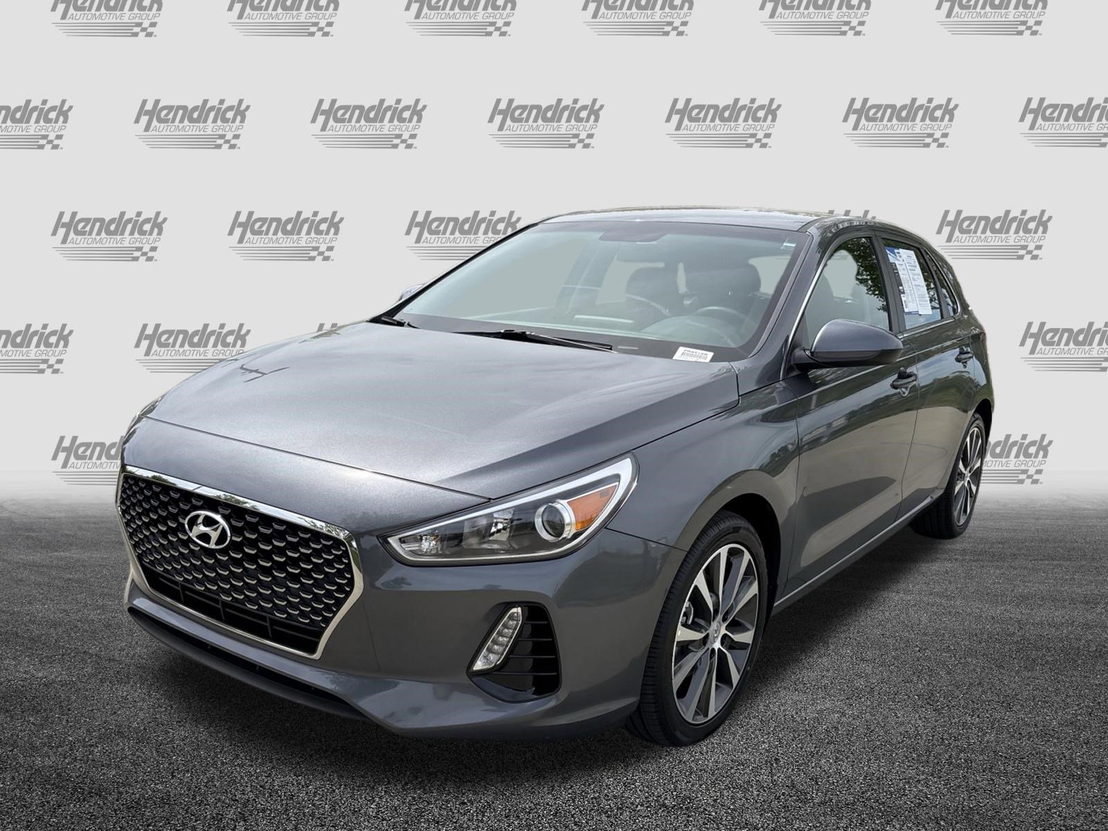 Used 2019 Hyundai Elantra GT image 5