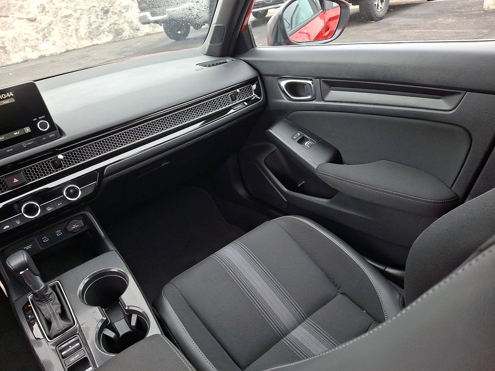 Used 2025 Honda Civic Sport image 12