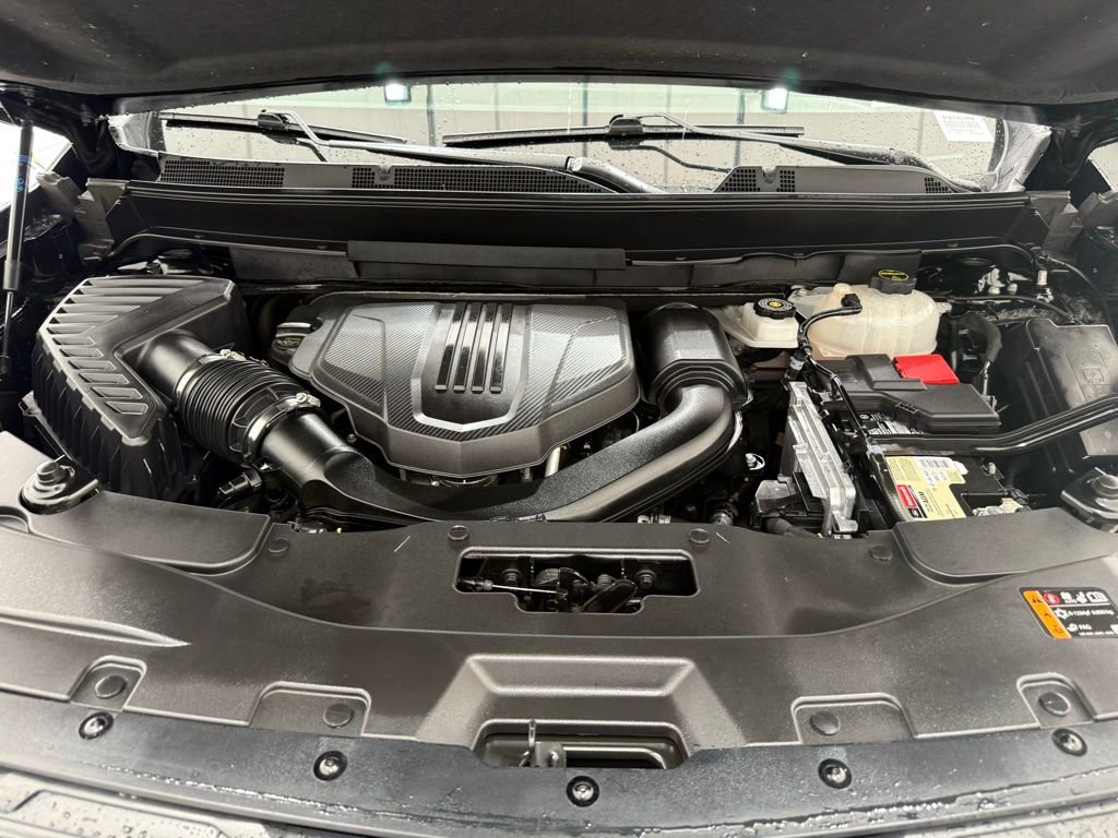 Used 2024 Chevrolet Traverse LS FWD image 10
