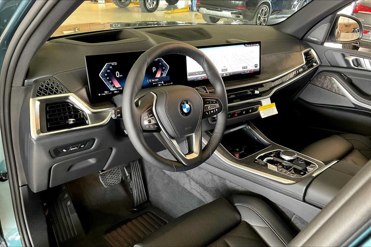 Used 2026 BMW X5 xDrive40i AWD/4WD image 8