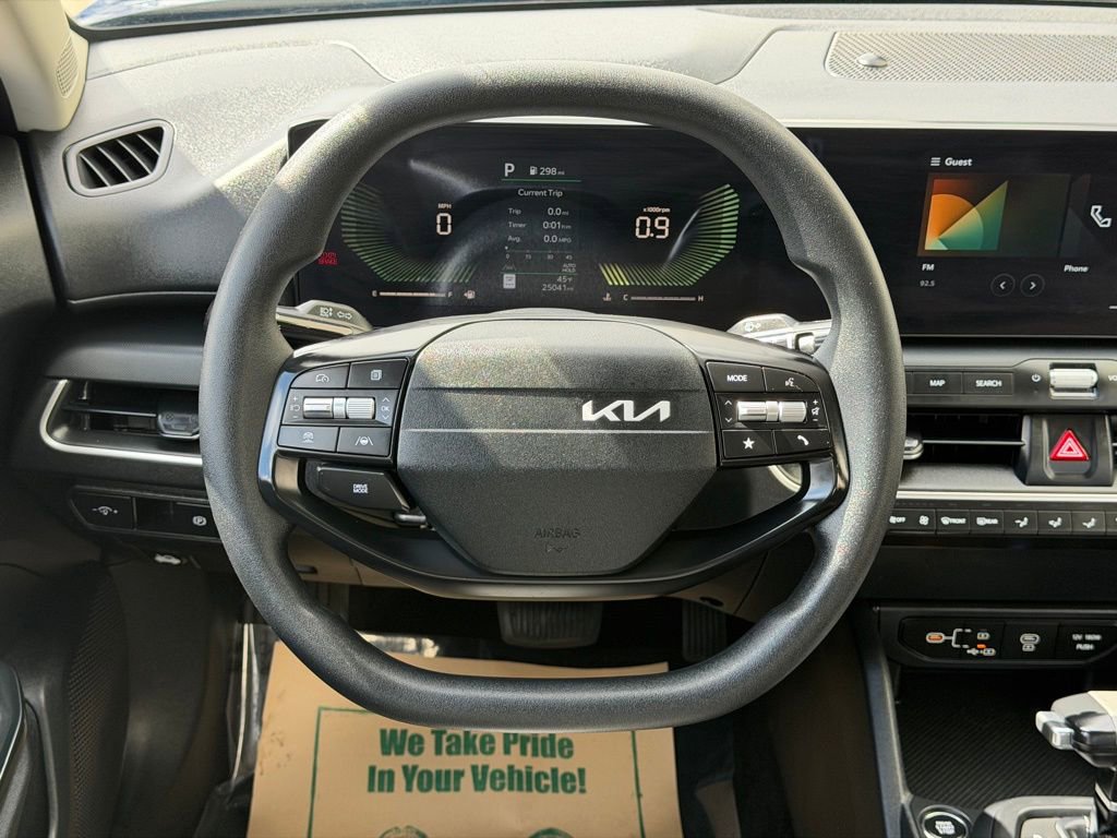 Used 2025 Kia K4 LXS FWD image 18