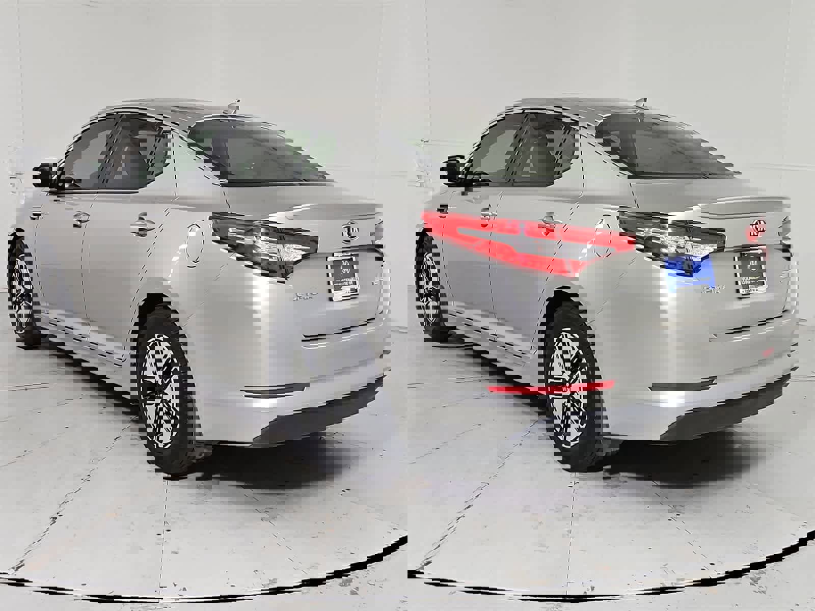 Used 2013 Kia Optima LX w/ Hybrid Convenience Pkg image 4