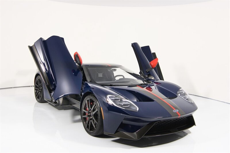 Used 2020 Ford GT Carbon Series RWD image 31