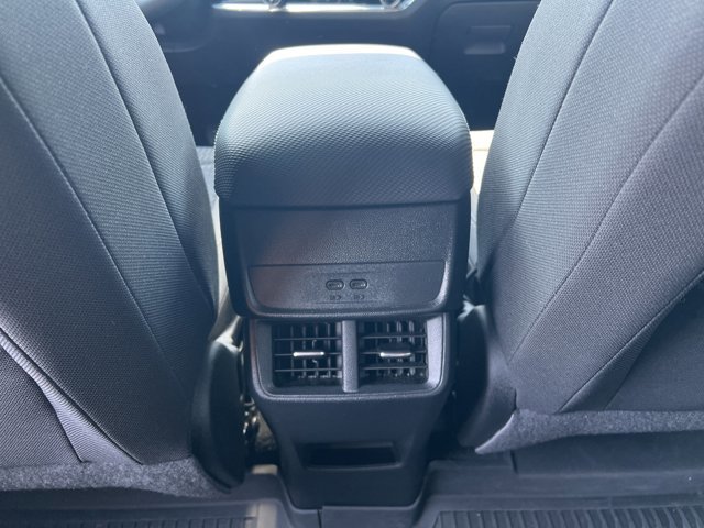 Used 2025 Chevrolet Equinox LT image 18