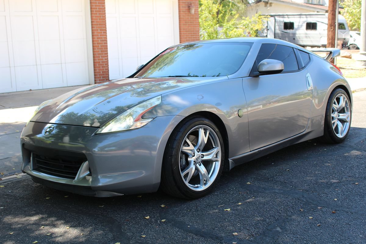Used 2010 Nissan 370Z Touring w/ Sport Pkg RWD image 26