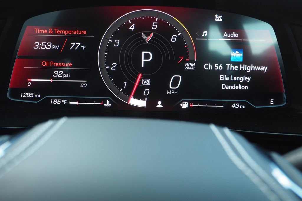 Used 2025 Chevrolet Corvette Stingray Preferred Cpe w/ Z51 Performance Package RWD image 24