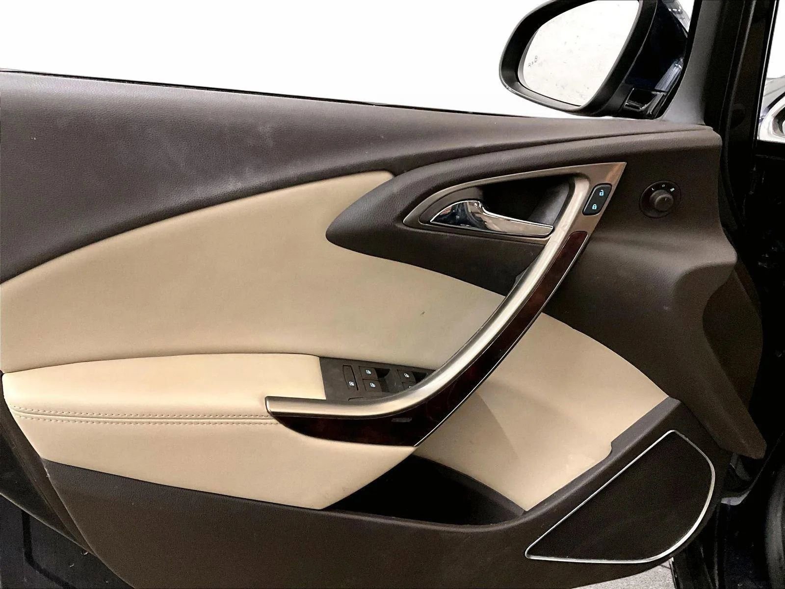 Used 2016 Buick Verano Sport Touring w/ Driver Confidence Package image 22