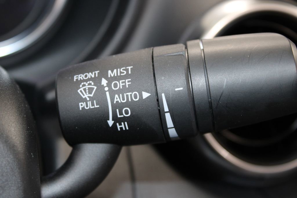 Used 2025 MAZDA MX-5 Miata RF Grand Touring image 32