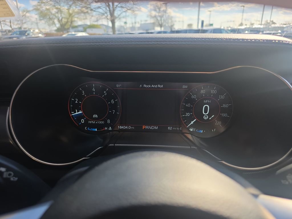 Used 2022 Ford Mustang Shelby GT500 w/ Technology Package image 30