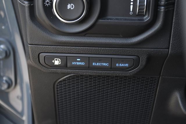 Used 2024 Jeep Wrangler Unlimited Rubicon 4xe w/ Technology Group image 20