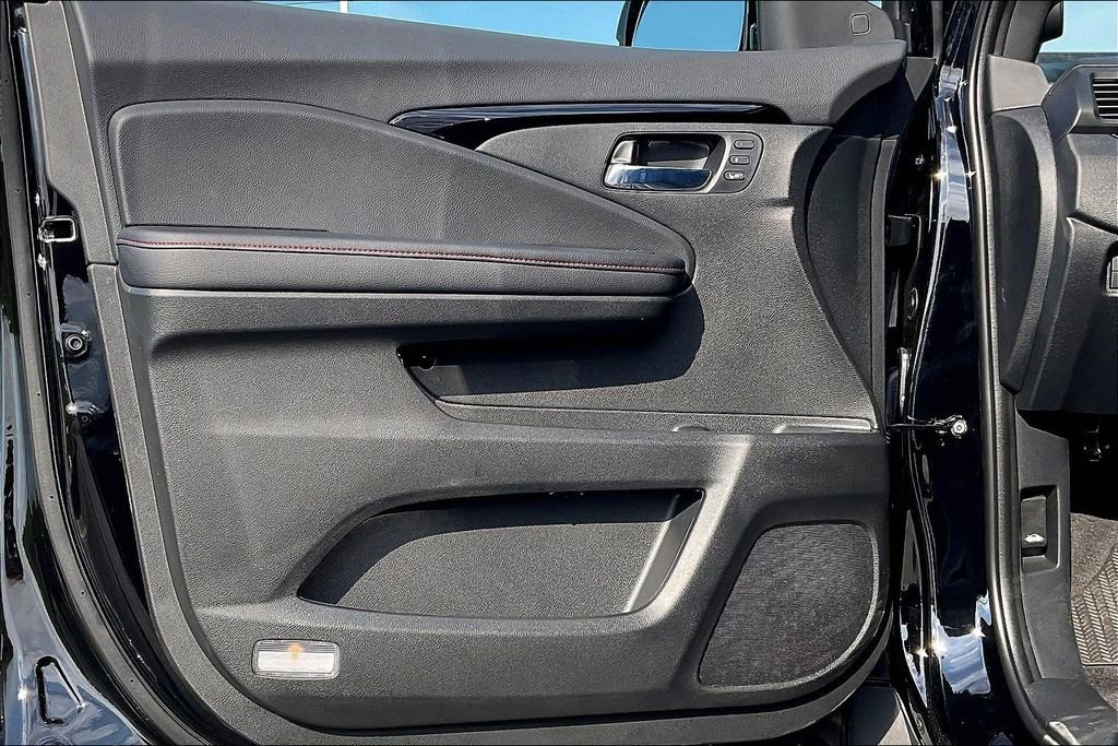 New 2026 Honda Ridgeline Black Edition image 28