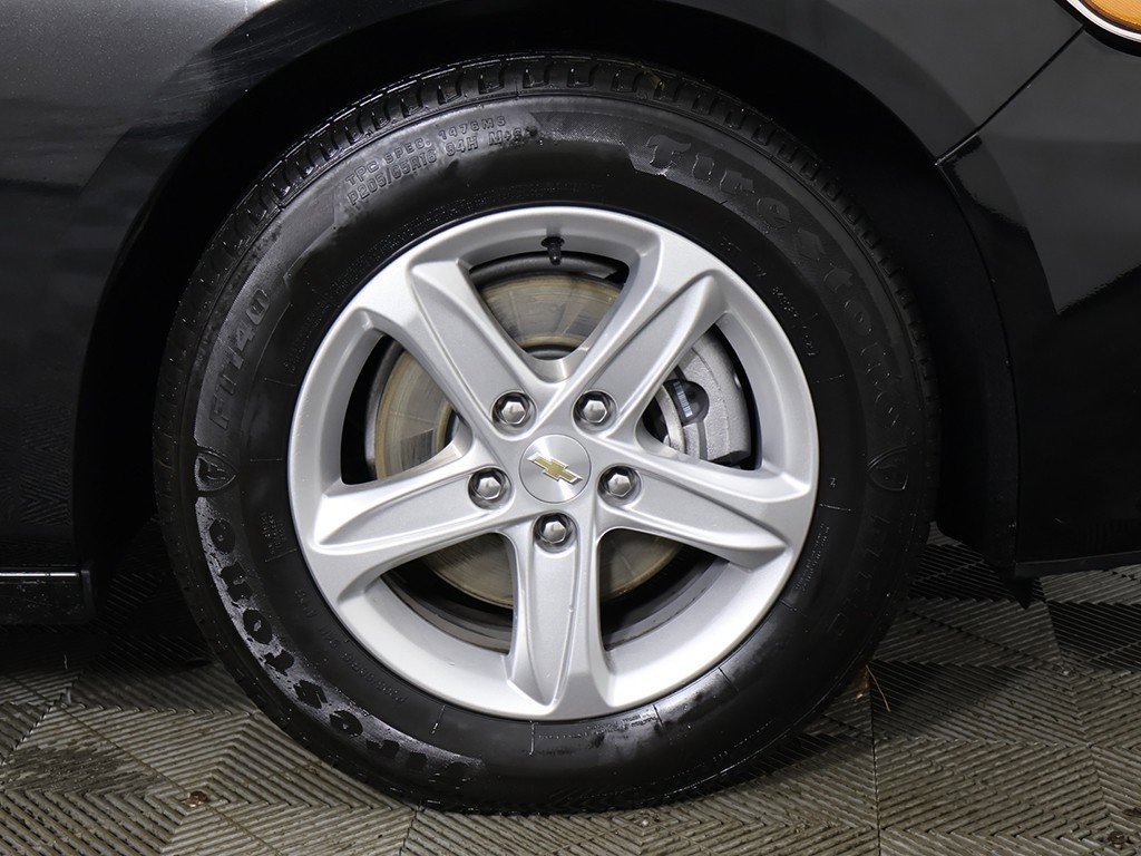 Used 2025 Chevrolet Malibu LS image 18