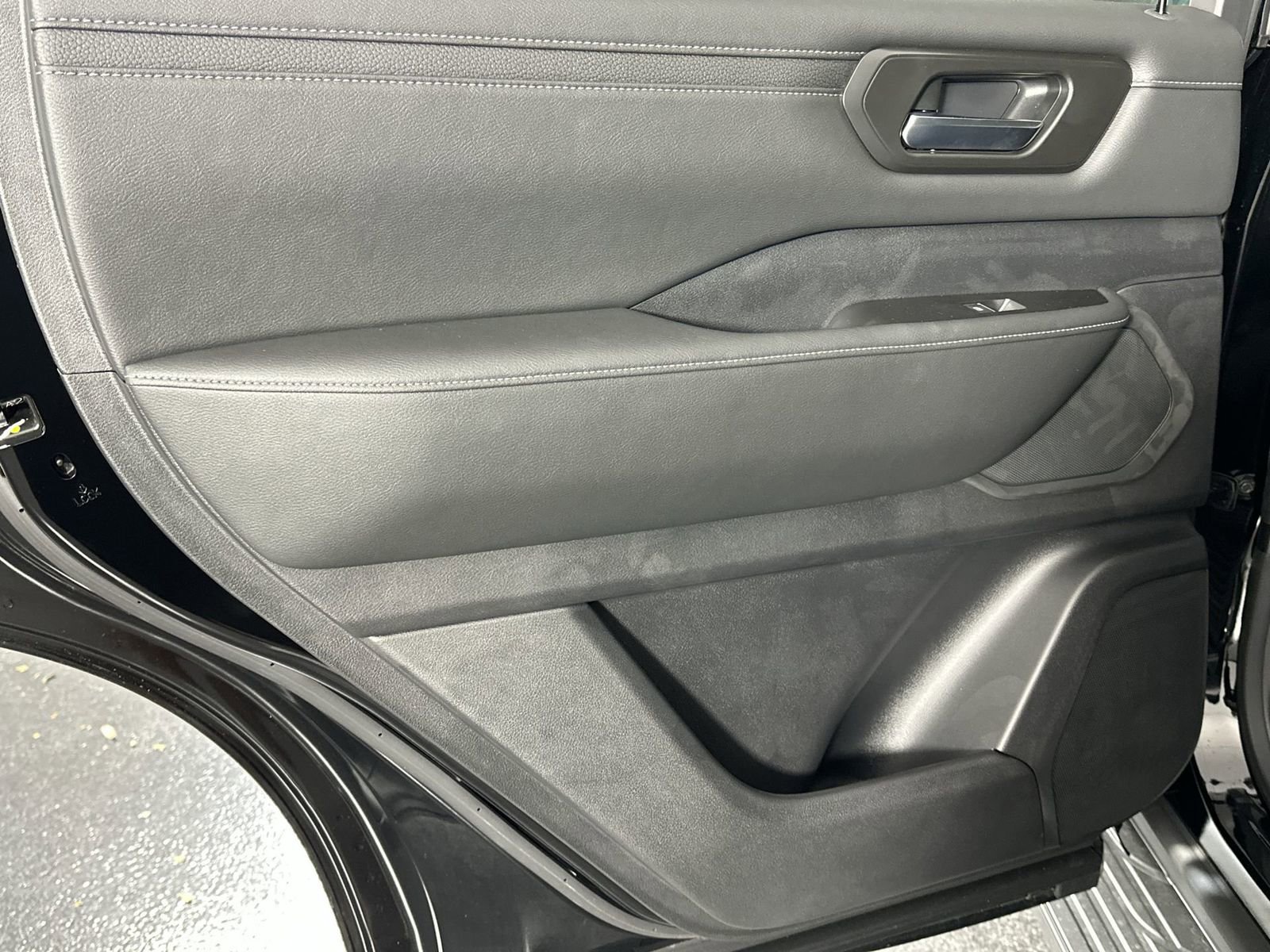 New 2026 Nissan Armada SV RWD image 34