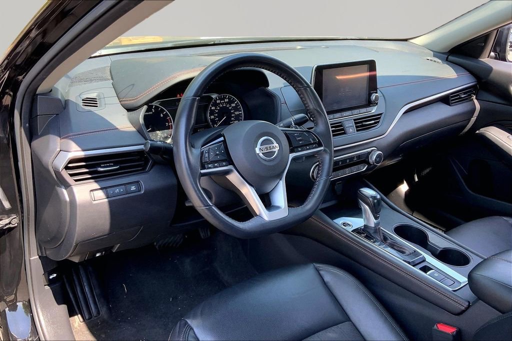 Used 2021 Nissan Altima 2.5 SR AWD/4WD image 12