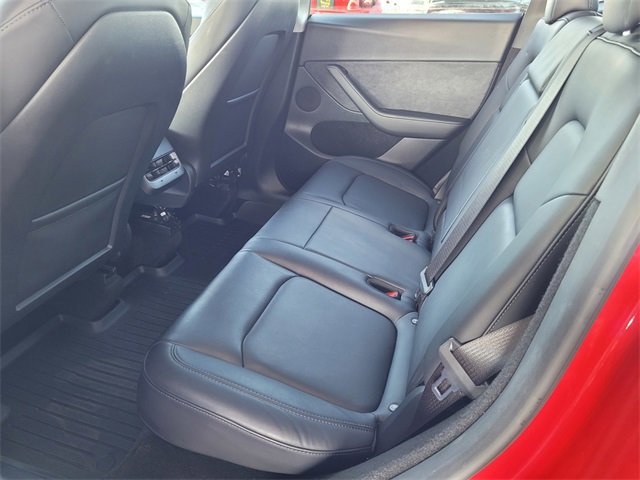 Used 2023 Tesla Model Y Performance image 17