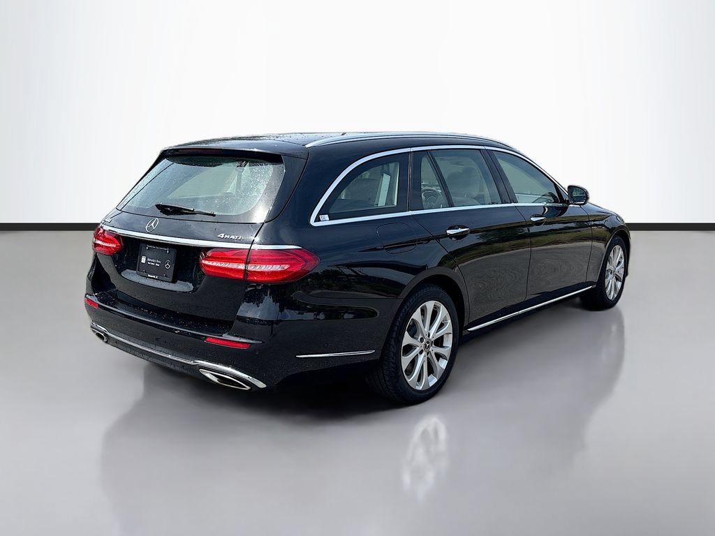 Used 2018 Mercedes-Benz E 400 4MATIC Wagon image 3