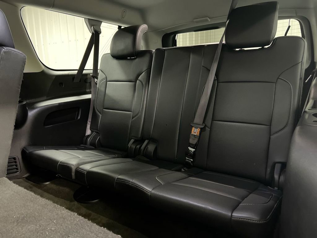 Used 2015 GMC Yukon XL SLT image 24