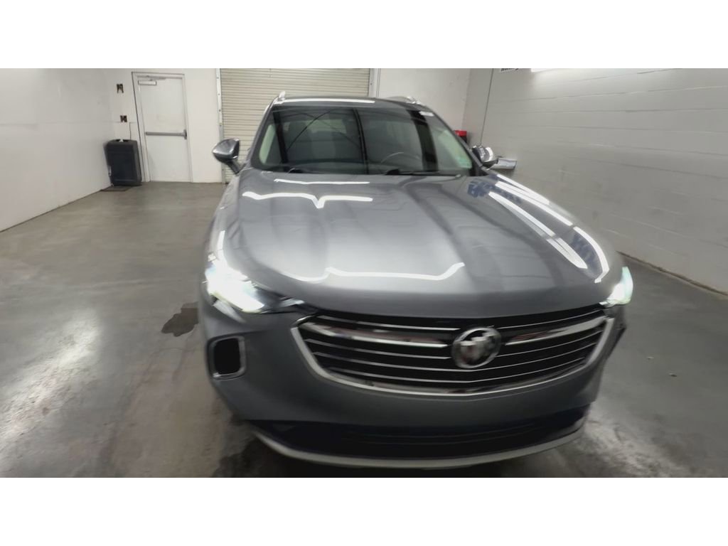 Used 2022 Buick Envision Preferred image 3