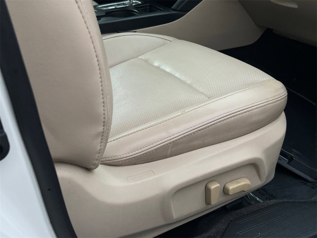 Used 2015 Subaru Outback 3.6R Limited image 8