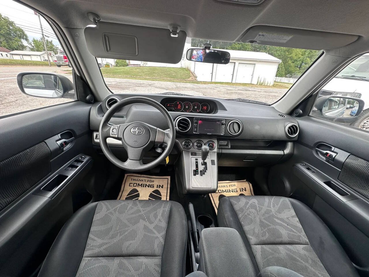 Used 2014 Scion xB FWD image 15