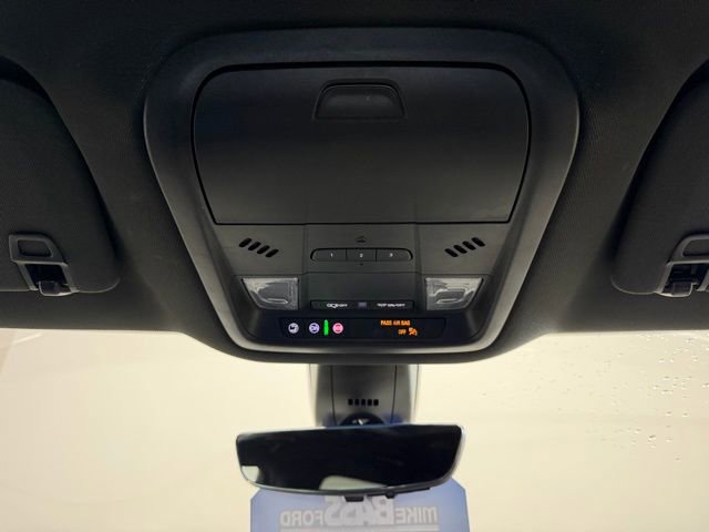 Used 2024 Buick Enclave Premium image 28