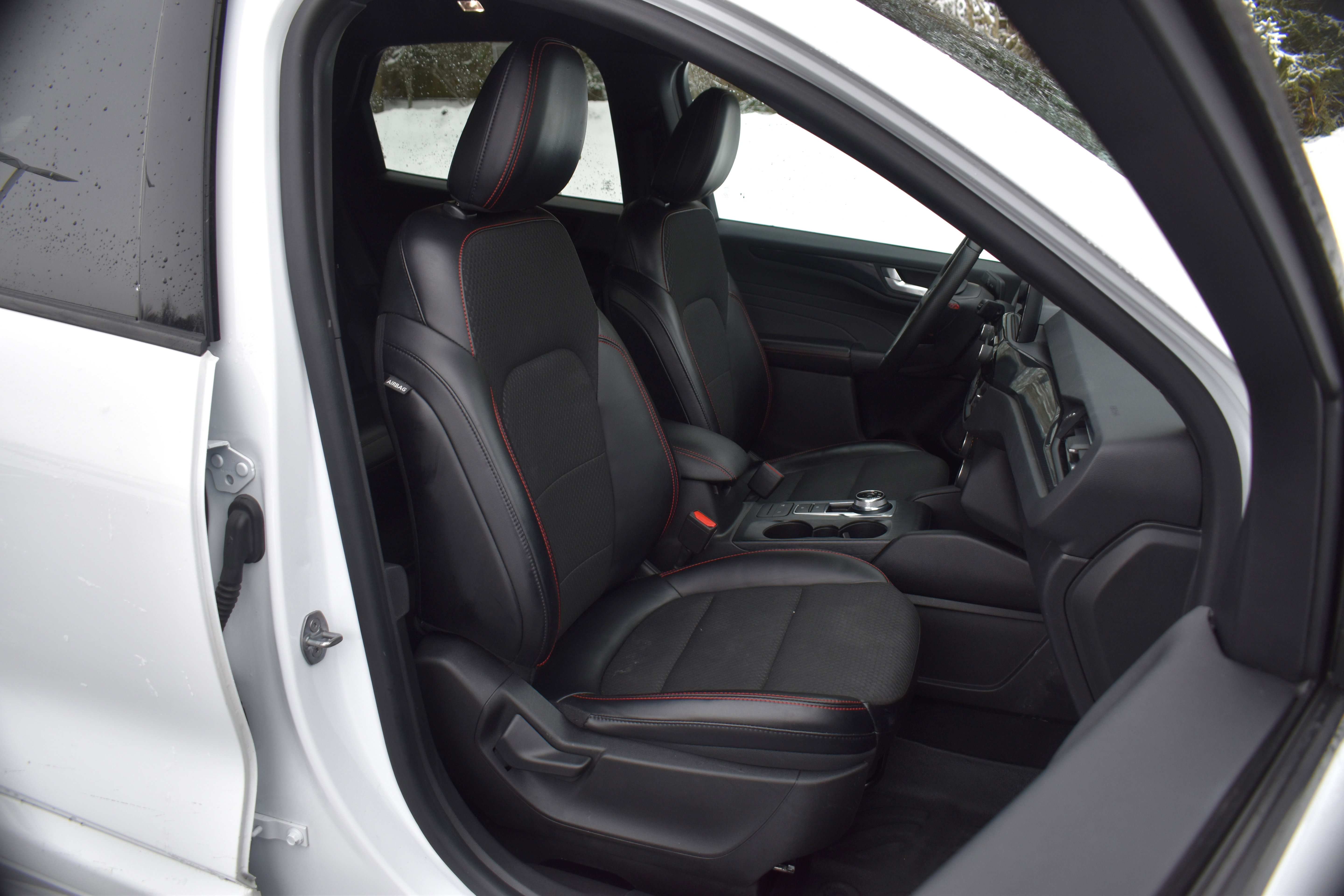 Used 2023 Ford Escape ST-Line image 26