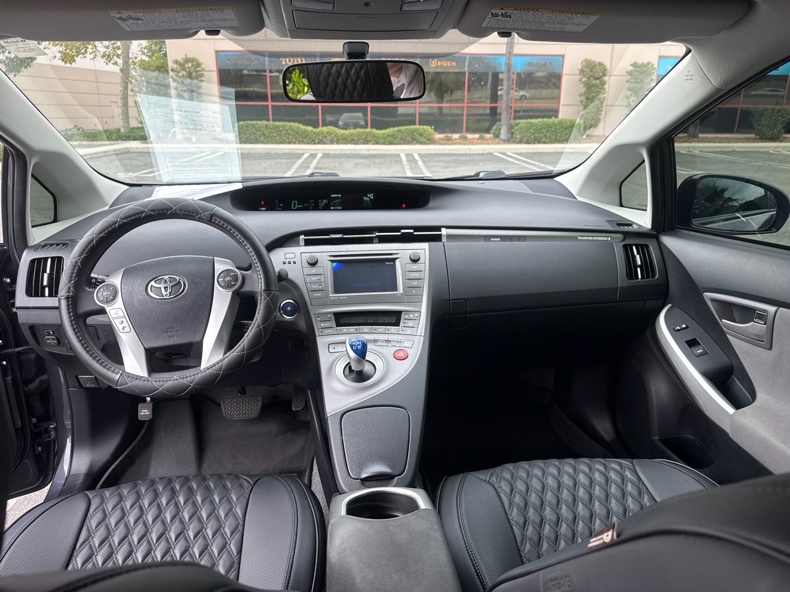Used 2015 Toyota Prius Prime Plug-In Hybrid FWD image 27