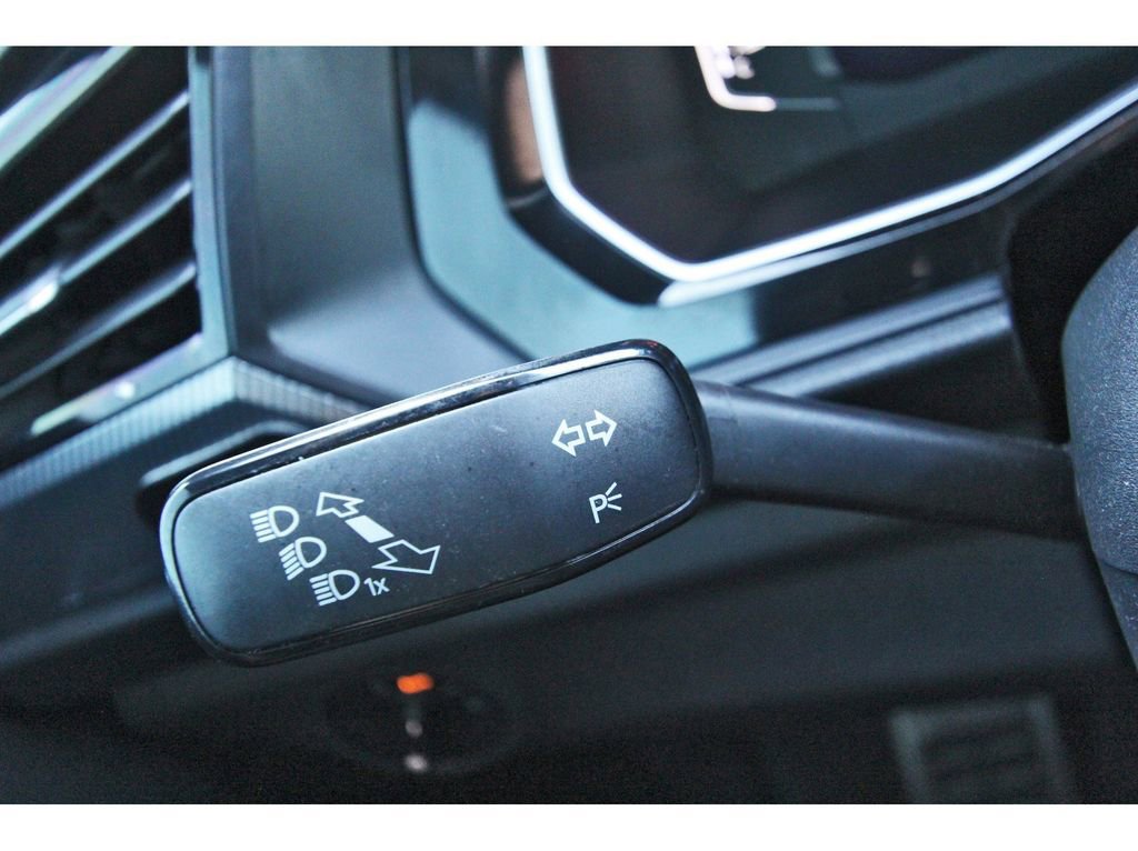 Used 2019 Volkswagen Jetta GLI Autobahn image 17