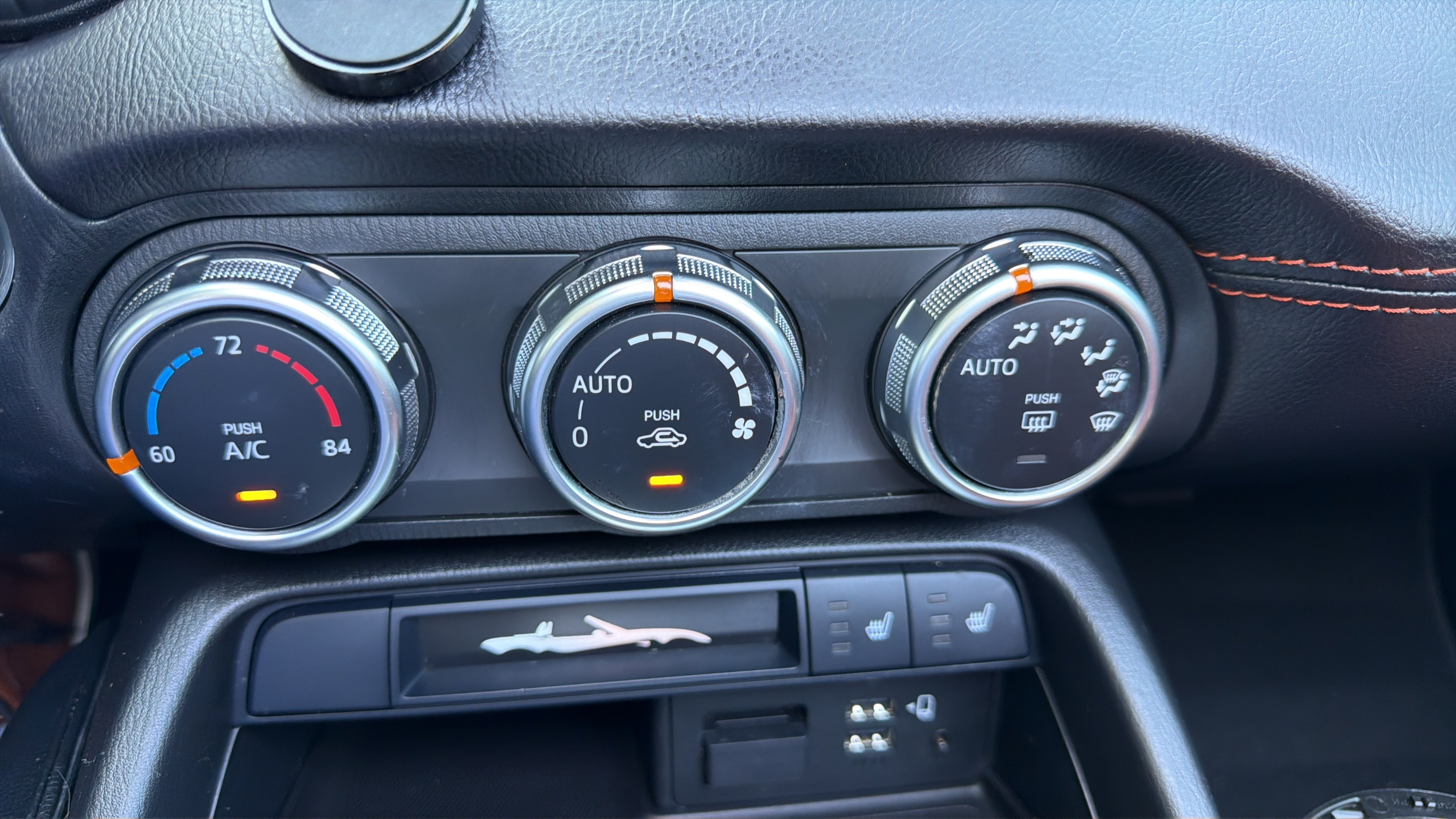 Used 2023 MAZDA MX-5 Miata Grand Touring RWD image 19